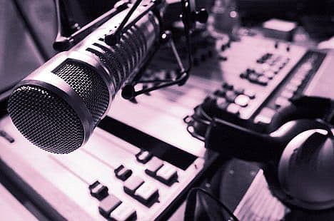 Radio 100.7 FM, 100% Bogota