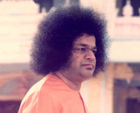 SAI BABA " EL HOMBRE MILAGROSO "-CAPITULO V -