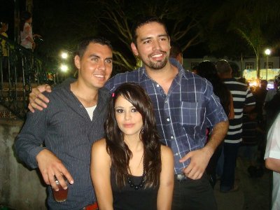 Radiolostuyos_med_friends